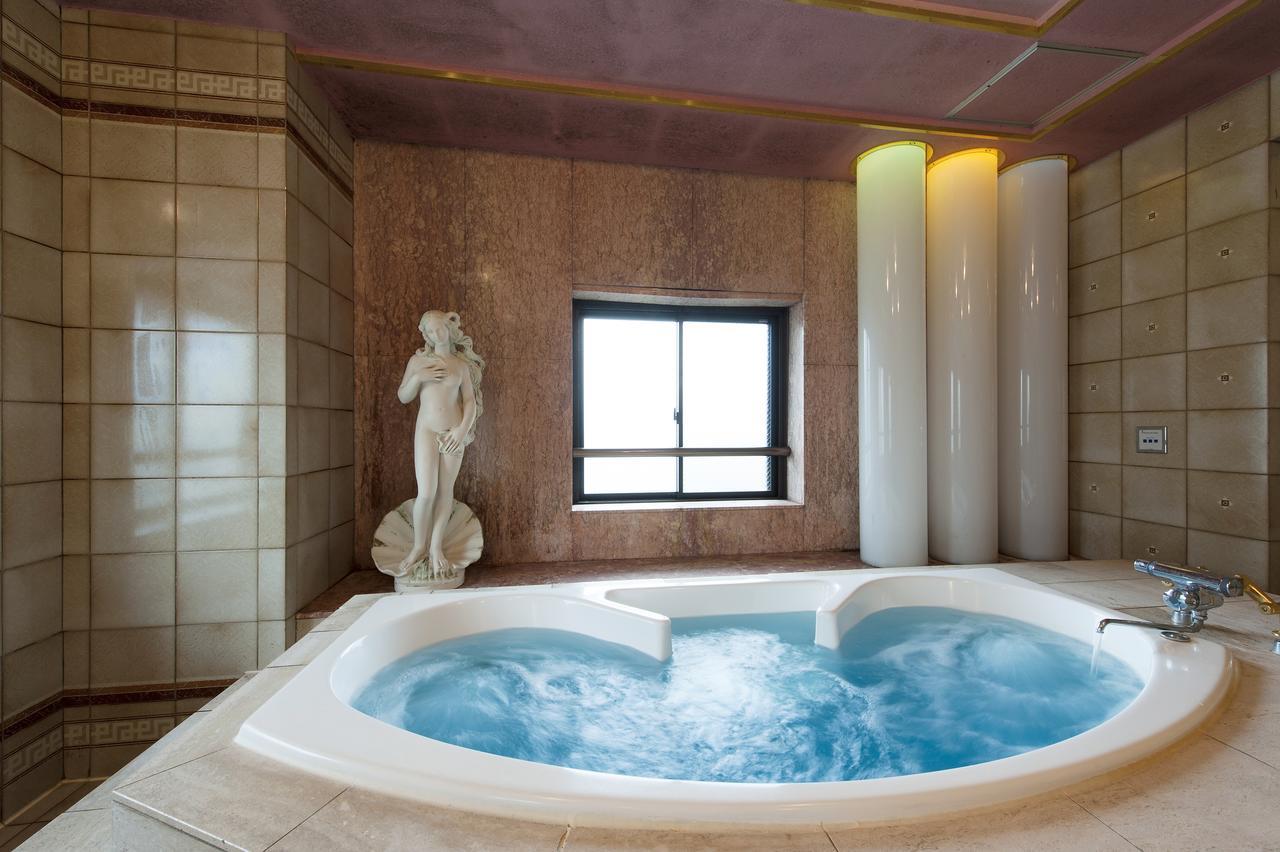 Blanc Chapel Christmas (adults Only) 2* Yokkaichi